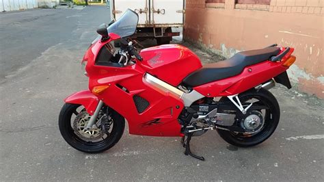 Honda VFR800FI Review – Expert Advice by RBM