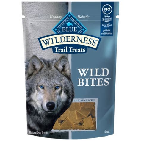 Blue Wilderness Trail Treats Wild Bites Chicken Recipe Dog Treats, 4 oz ...