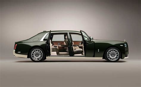 PHANTOM ORIBE: A BESPOKE ROLLS-ROYCE PHANTOM IN COLLABORATION WITH HERMÈS