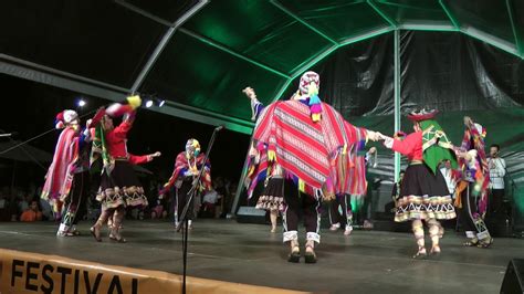 Peruvian folk dance: Valicha & Huayño cusqueño - YouTube