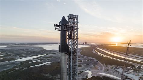 SpaceX Receives Five Year Starship Launch License From FAA