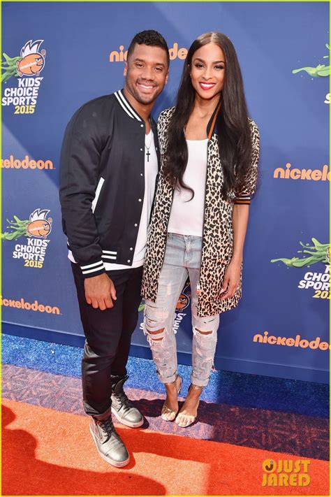 Ciara Supports Boyfriend Russell Wilson at Kids' Choice Sports Awards ...