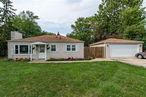 Gurnee, IL Real Estate - Gurnee Homes for Sale | realtor.com®