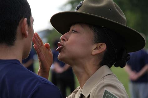 Pictures Of Marine Drill Instructors Screaming In People's Faces ...