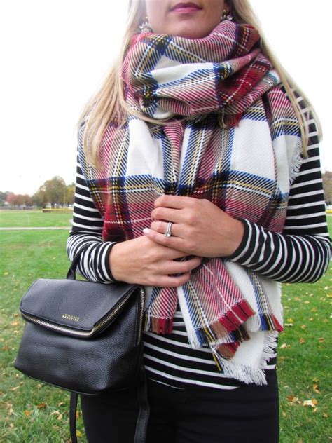 Blanket Scarf Season