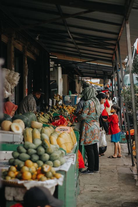 Pasar Tradisional, Budaya yang Masih Bertahan