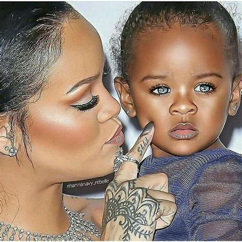 D081119 Rihanna y su hija peroo que preciodidad | Beautiful black ...