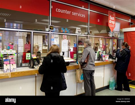 Inside interior counter hi-res stock photography and images - Alamy