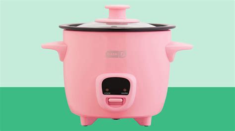 This Mini Rice Cooker Is Great for Tiny Kitchens and Small Families