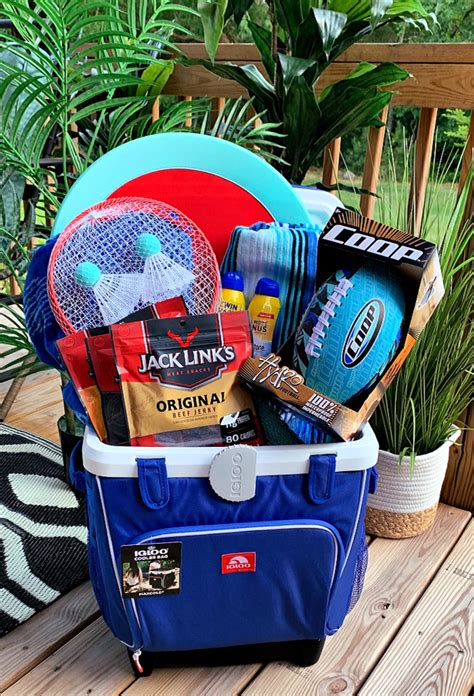 Summer Fun Father’s Day Gift Basket Idea - Uncommon Designs | Fathers ...