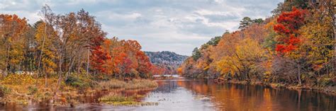 See The Oklahoma Fall Foliage on Hike - Broken Bow Cabin Lodging