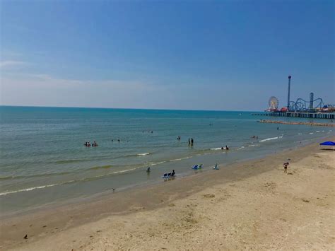 Galveston graced with beautiful beach water this week