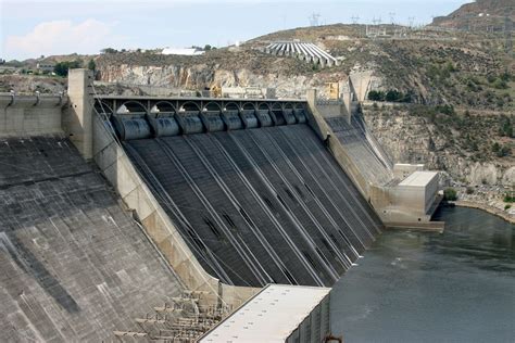 Grand Coulee Dam | Description, History, Impacts, & Facts | Britannica