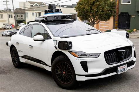 Should California allow self-driving cars? I rode in a Waymo to decide