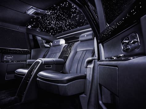 Rolls-Royce Phantom starlight headliner - Business Insider