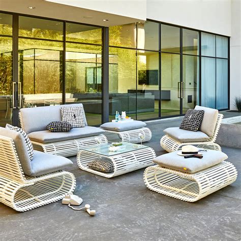 Stori Modern Outdoor Furniture Delivered to Your Patio :: Stori Modern