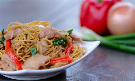 Chinese New Year Long Life Noodles Recipe - Food Republic