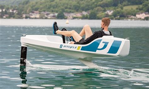 Jetcycle hydrofoil: The recumbent bike that soars over water