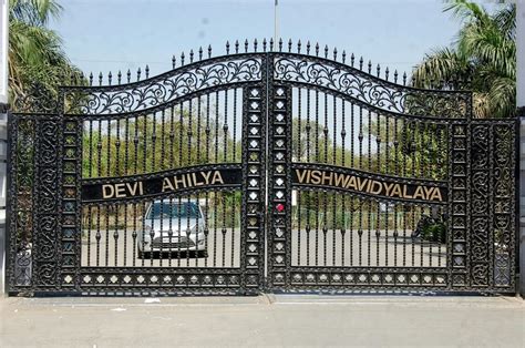 Antique Decorative Cast Iron Gates, For University at Rs 145/kg in Indore