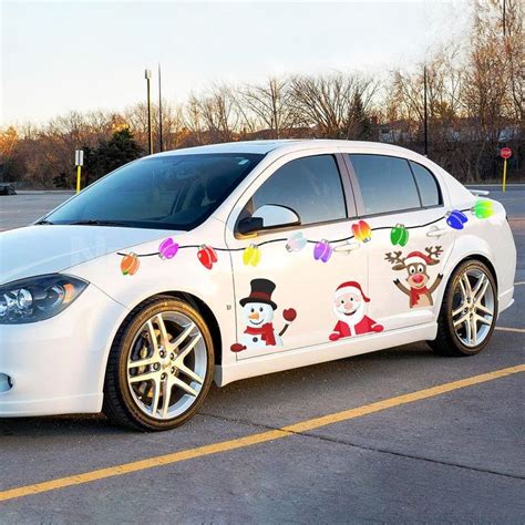 Holidays On The Road: The Best Christmas Car Decorations