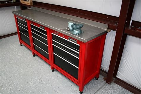 Turn Toolboxes Into Workbenches | Idée déco garage, Déco garage, Idee deco