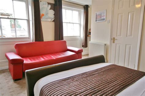 Cheap Hotels in Cheltenham - Roomsbooked