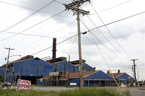 Granite City workers in the spotlight as they prepare to make steel ...