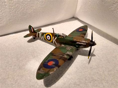 Airfix Spitfire - weathered.... A lot - Ready for Inspection - Aircraft ...