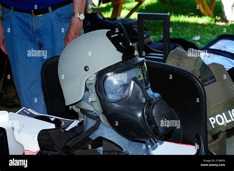 Riot helmet hi-res stock photography and images - Alamy