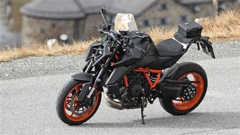 KTM 1290 Super Duke R Price, Specs, Review, Pics Mileage In, 48% OFF