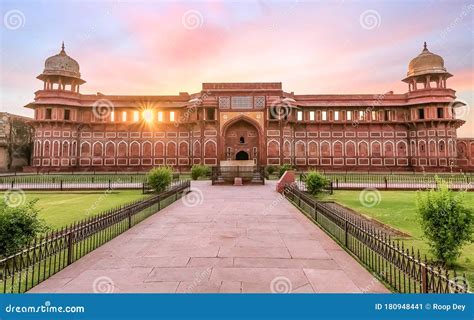 Mughal Emperor Jahangir Palace At The Agra Fort At Sunrise At Agra ...