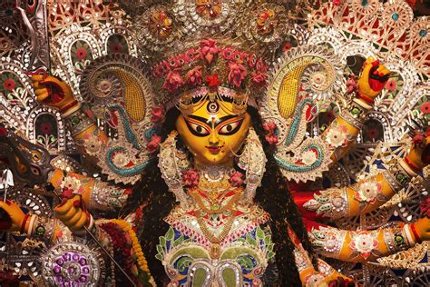 North Kolkata Durga Puja 2018 | Durga Puja Celebration in North Kolkata ...