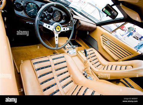 The interior of a Ferrari 512BBi Stock Photo - Alamy