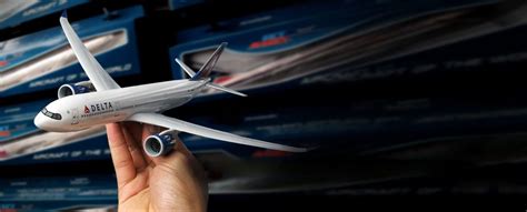 Model Planes - Scale Models & Aircraft Kits