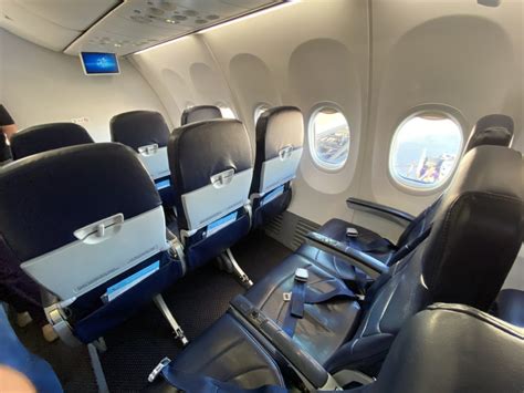 TUI 737 Extra Legroom Gran Canaria To Stansted Review - BoardingGroup.One