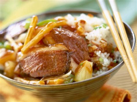 Chinese duck stir-fry Recipe | EatSmarter