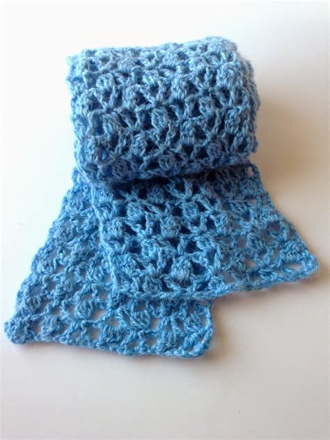 5 Little Monsters: Lace Cluster Scarf: A Free Crochet Pattern