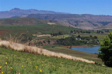 The best time to visit the Drakensberg – Treks, Trips and Trails