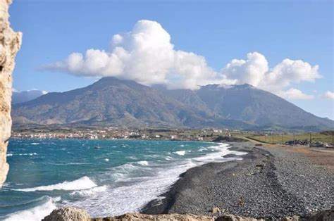 The clear and beautiful beaches of Samothraki Island N Aegean Sea ...