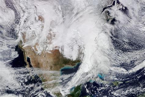 Sprawling winter storm over the United States - Earth.com