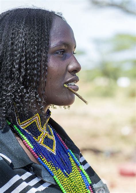 Borana Tribe Woman, Yabelo, Ethiopia | Tribes women, Ethiopian hair ...