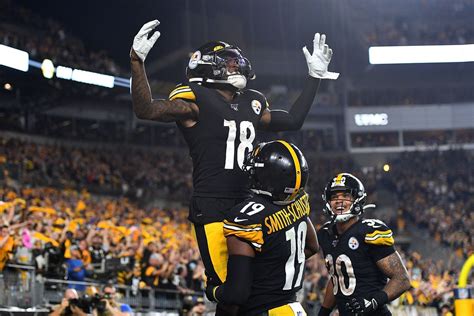 Steelers dominate the Bengals 27-3 in prime time to claim first win ...