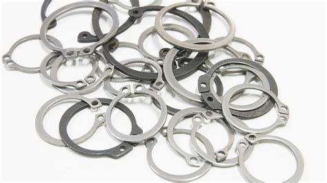 A Brief Overview Of Retaining Rings And Their Applications