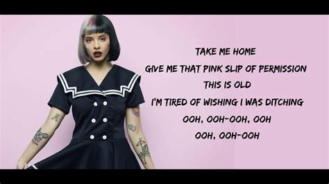 Melanie Martinez - Nurse's Office(Lyrics) - YouTube