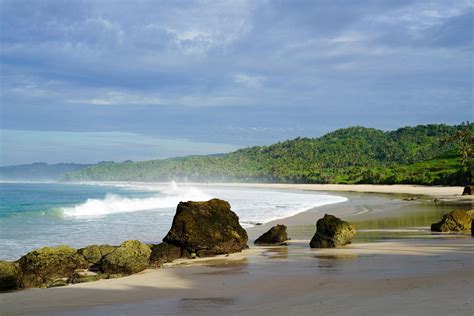 Nihi Sumba: The Edge of Wildness – CiL