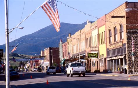 File:Red Lodge Main Street July 2000.jpg - Wikimedia Commons