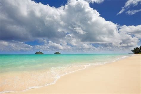 Tips on How To Get To Lanikai Beach on Oʻahu - Hawaii Magazine