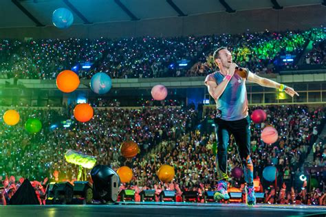 Coldplay forced to add more dates to 2023 tour with hundreds of ...