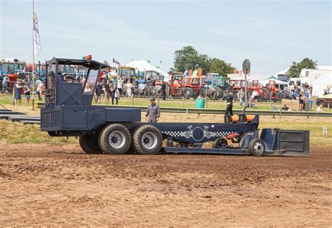 The Pulling Sledge - British Tractor Pulling Association | British ...