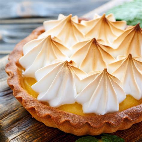 Lilikoi Meringue Pie With Gingerbread Crust Recipe Recipe - Da Vine Hawaii